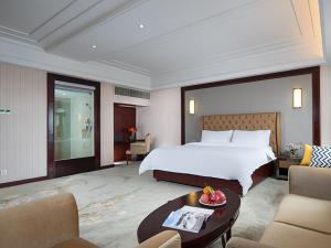 Vienna hotel (sanshui wanda store)