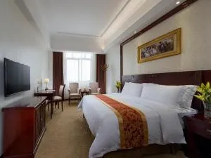 维也纳酒店汕尾陆丰碣石汽车站 - 汕尾