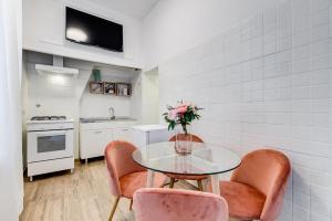 TREVI FOUNTAIN - RomeDreamHome