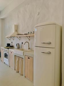 1890 Fanourakis House