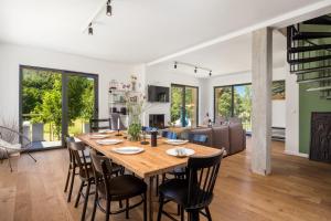 Modern Alpine Monsalbius Chalet