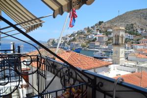 Pension Efie Hydra Greece