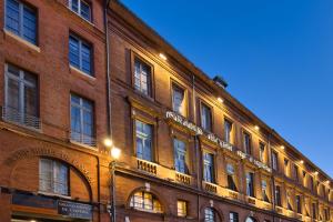 Hotel L'opéra, 1 Place du Capitole, 31000 Toulouse, France.