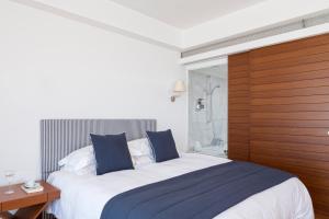 Double Room with Side Sea View room in Horizon Blu Boutique Hotel