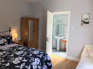 Double Room with Private Bathroom room in Fitzgerald's Farmhouse Accommodation