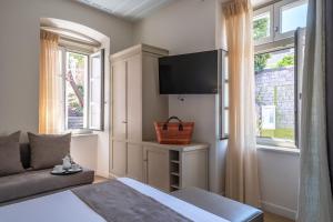 Superior Triple Room room in Grand Sarai Nafplio