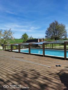 Maisons d'hotes GITE Esprit cabane avec SPA PRIVATIF : photos des chambres