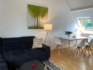 HUUS UTSPANN lichtdurchflutete FeWo im OG - 23 km vor Hamburg - Borstel