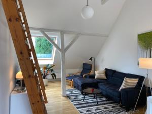 HUUS UTSPANN lichtdurchflutete FeWo im OG - 23 km vor Hamburg
