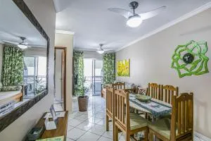 Apto 22E ar condicionado e ventilador, 2 quartos, churrasqueira, elevador e piscina - Ubatuba