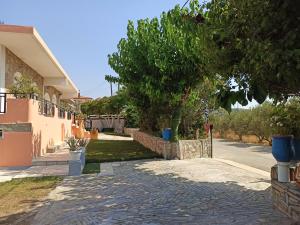 VILLA DINA (Kalidonia, Chania, Crete 730 06)