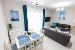 Apartament 7M z Basenem w jednym budynku Rewal, free private parking, Park rozrywki HOSSOLAND 30 minut