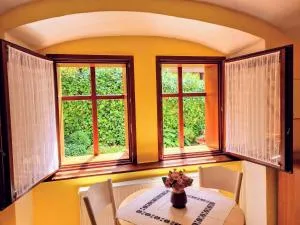 Historical house in the center Levoča with parking - Lengvarty