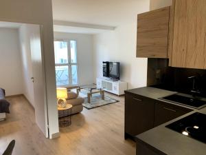 Appartements Tres bel appartement T2 de standing entierement meuble a 5 min a pied du centre. : photos des chambres