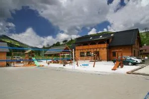 日兹哈克兹克宾馆 - 亚布伦科夫