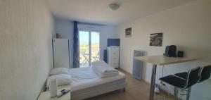 Appartements Studio Vue Mer Circuit Paul Ricard - Domaine Securise : photos des chambres