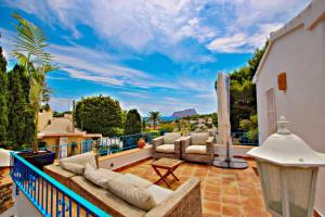 Los Terribles - sea view villa with private pool in Benissa