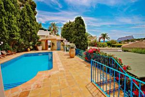Los Terribles - sea view villa with private pool in Benissa