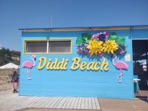 Loli’s Beach Studio