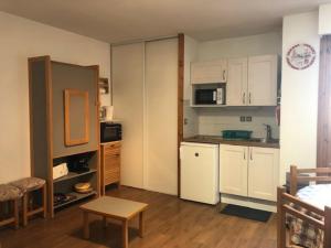 Studio Brides-les-Bains, 1 pièce, 4 personnes - FR-1-512-46