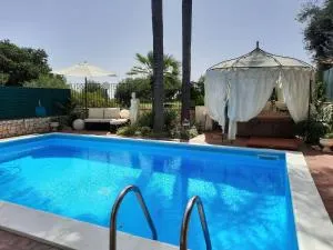 Villa Euthalia pool and jacuzzi Etna e Taormina - Torre Archirafi