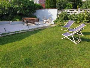 Huge BBQ Garden 2, Spacious Flat, AC, Free Parking 2