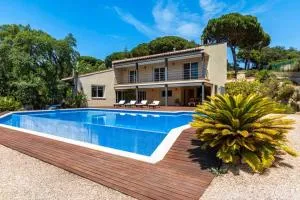 Mediterranean villa with pool near barcelona - Argentona
