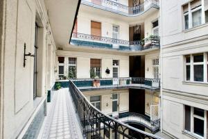 Premium Apartment by Hi5 - Best ever (191)