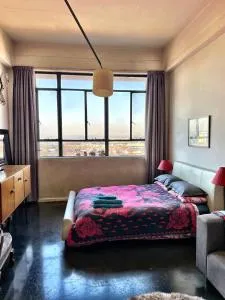 Modern city apartment in Johannesburg - Maboneng - Alberton