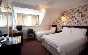 Twin/Double Room - Country View room in Pontac House Hotel