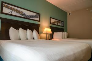 Queen Room with Two Queen Beds room in Cedar Point's Express Hotel