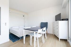 Appartements Studio avec vue imprenable sur la mer : photos des chambres