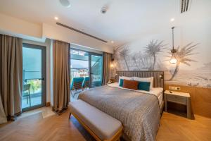 Liberty Fabay - UltraInclusive