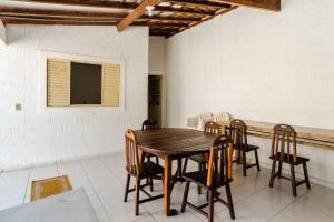 Barê Beach House - Casa de 189m² a 600m da praia