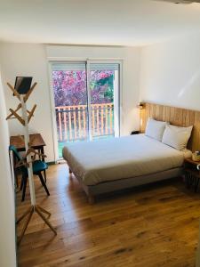 Logis Hôtel Les TILLEULS