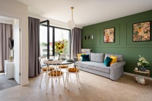 3 Minutes Apartments Old Town
