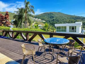 Casa em Escarpas do Lago Ótimo Preço, Aconchegante, Área bem Ampla e Excelente Localização