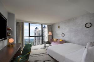 Standard King Room room in Hotel Midtown Atlanta