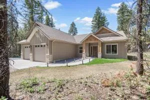 The Lazy Bear - Laclede