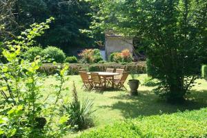 Maisons de vacances Independent cottage with swimming pool and tennis : photos des chambres