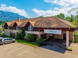 Hotels Noemys Viviers-du-lac : photos des chambres