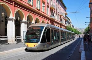 Lovely Renovated Studio Golden Square Pedestrian