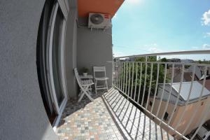 Apartment DobraYa Grey