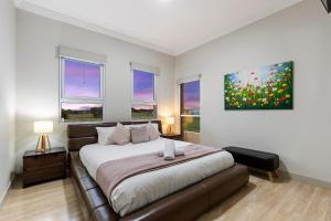 Families & Groups Friendly, Close to Airport