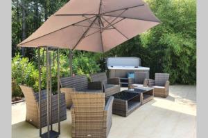 Maisons de vacances La Grange. Piscine chauffee, tennis, parc. 15 personnes : photos des chambres