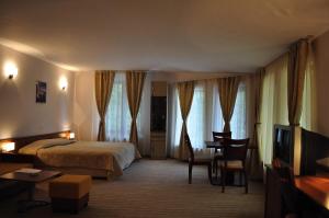 Fishermans Hut Family Hotel