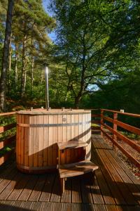 Broomhills Farm River Eco Pods