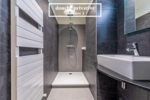Appartements La Cour Doree : photos des chambres