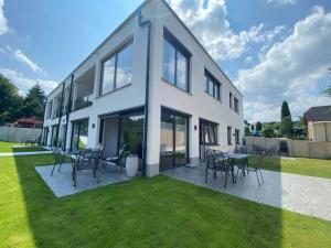 Apartments Saaldorf-Ferienhaus mit 6 Apartments 45qm-120qm direkt am Thüringer Meer-Bleilochtalsperre