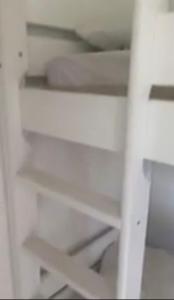 Appartements Les pieds dans l eau de Betty Ghisonaccia plage 50 m : photos des chambres